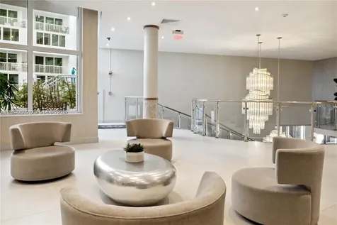 5401 SE Collins Avenue Miami Beach FL 33140