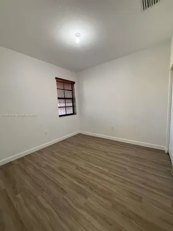 8922 W 35th Way Hialeah FL 33018
