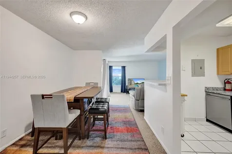 505 S Pine Island Road Plantation FL 33324