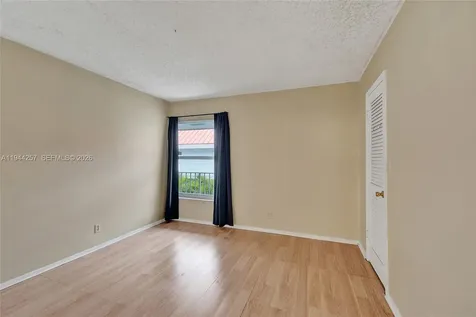 505 S Pine Island Road Plantation FL 33324