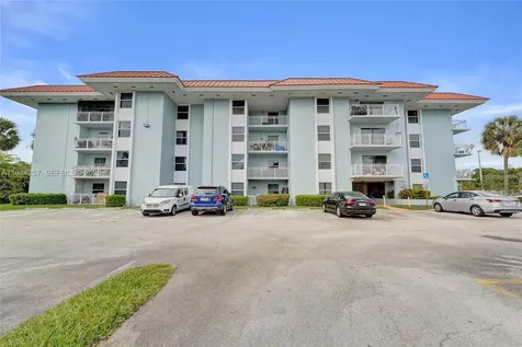 505 S Pine Island Road Plantation FL 33324