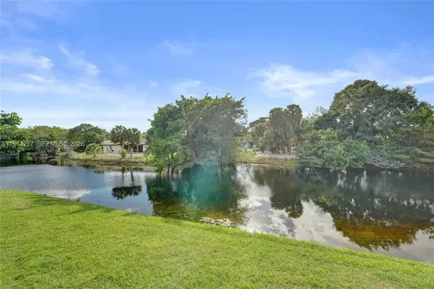 505 S Pine Island Road Plantation FL 33324