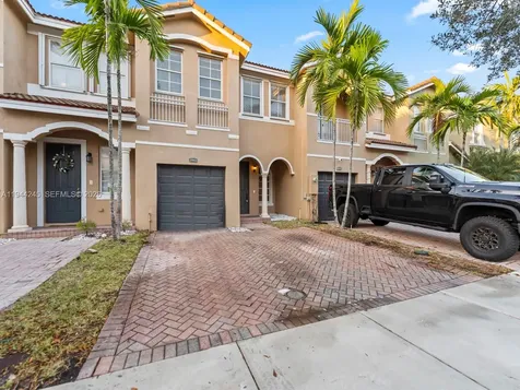 2441 SE 14th Street Homestead FL 33035