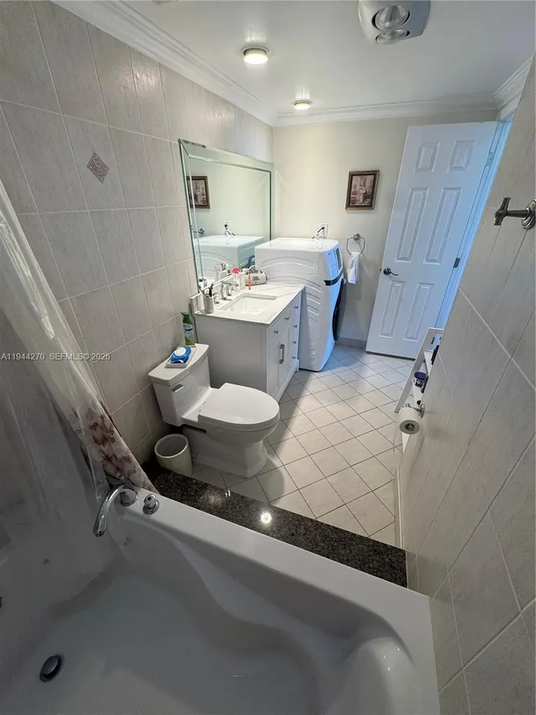 3800 Hillcrest Drive Hollywood FL 33021