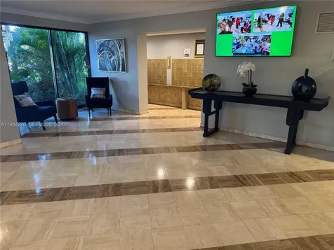 3800 Hillcrest Drive Hollywood FL 33021