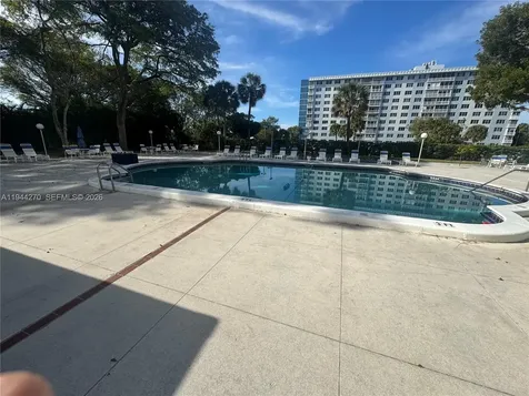 3800 Hillcrest Drive Hollywood FL 33021