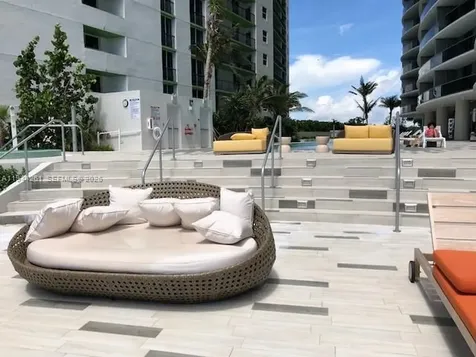 488 NE 18th Street Miami FL 33132