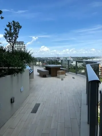 488 NE 18th Street Miami FL 33132