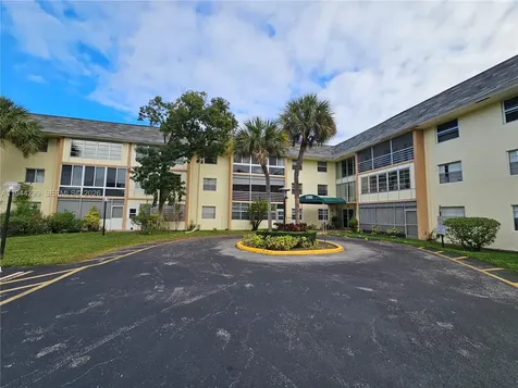 5180 E Sabal Palm Boulevard Tamarac FL 33319