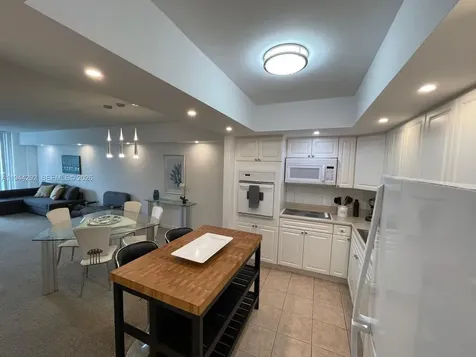 19370 Collins Avenue Sunny Isles Beach FL 33160