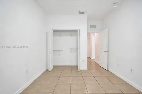 3504 W 94th Street Hialeah FL 33018
