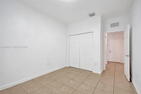 3504 W 94th Street Hialeah FL 33018