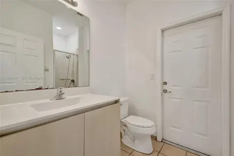 3504 W 94th Street Hialeah FL 33018