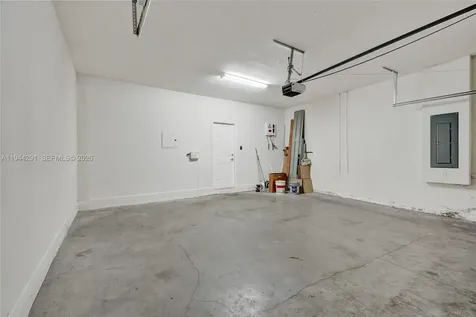 3504 W 94th Street Hialeah FL 33018