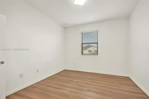 3504 W 94th Street Hialeah FL 33018