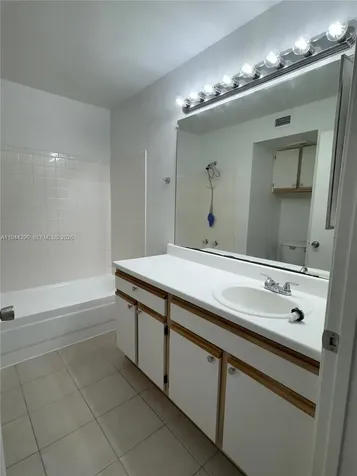 2341 NW 33rd Street Oakland Park FL 33309