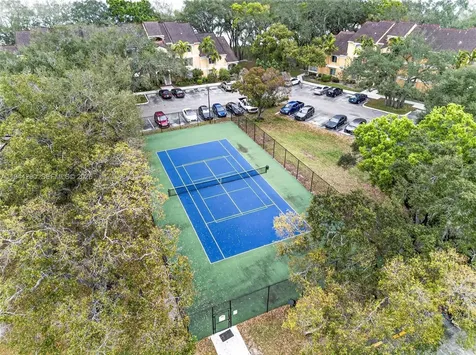 2341 NW 33rd Street Oakland Park FL 33309