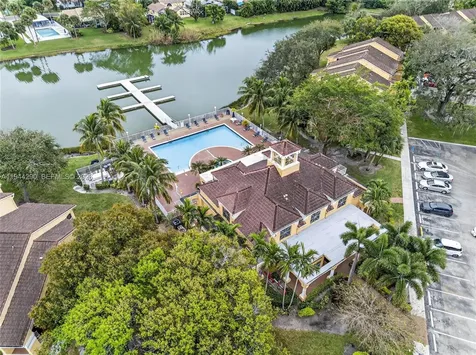 2341 NW 33rd Street Oakland Park FL 33309