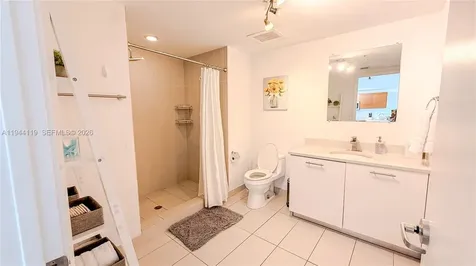 3250 NE 1st Avenue Miami FL 33137
