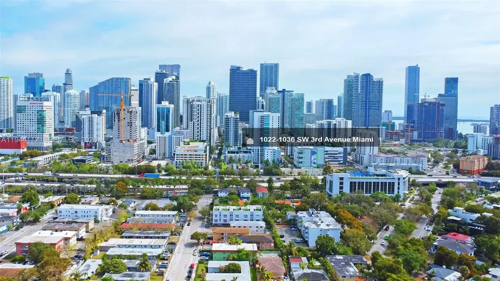 1036 SW 3rd Avenue Miami FL 33130