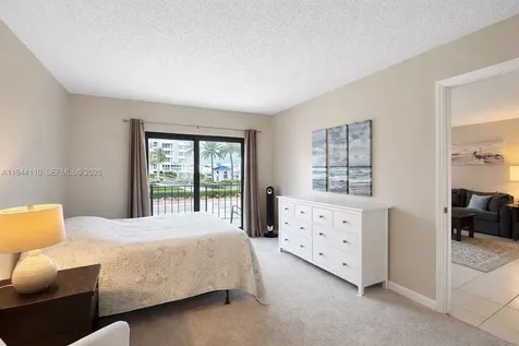 4013 N Ocean Drive Lauderdale By The Sea FL 33308
