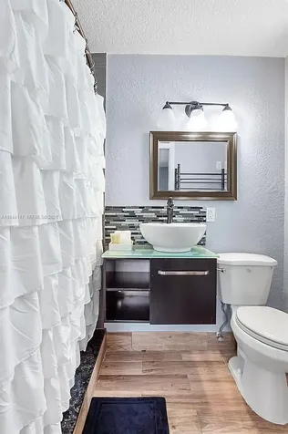 316 NW 29th Street Wilton Manors FL 33311
