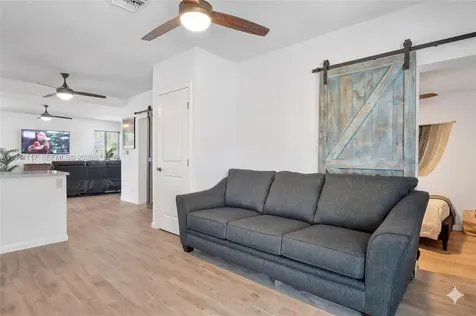 316 NW 29th Street Wilton Manors FL 33311