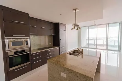 900 Biscayne Boulevard Miami FL 33132