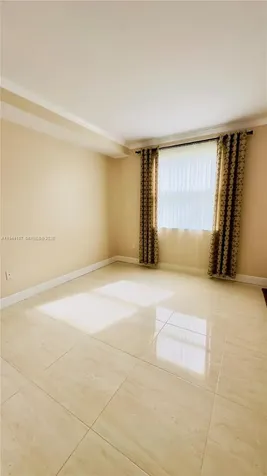 17125 N Bay Road Sunny Isles Beach FL 33160