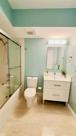 17125 N Bay Road Sunny Isles Beach FL 33160