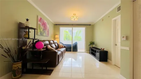 17125 N Bay Road Sunny Isles Beach FL 33160