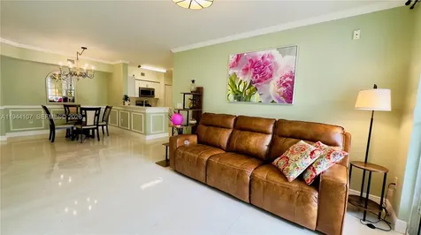 17125 N Bay Road Sunny Isles Beach FL 33160