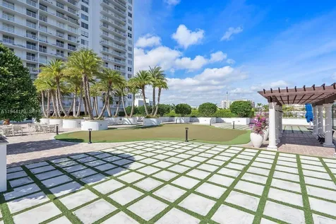 2801 NE 183rd Street Aventura FL 33160