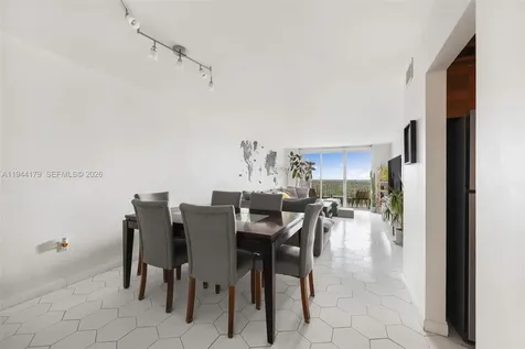 2801 NE 183rd Street Aventura FL 33160