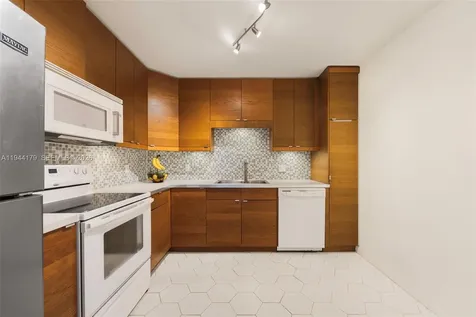 2801 NE 183rd Street Aventura FL 33160