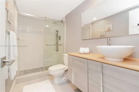 19370 Collins Avenue Sunny Isles Beach FL 33160