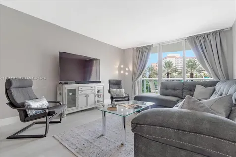19370 Collins Avenue Sunny Isles Beach FL 33160
