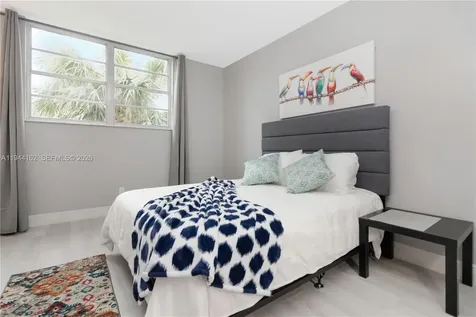 19370 Collins Avenue Sunny Isles Beach FL 33160