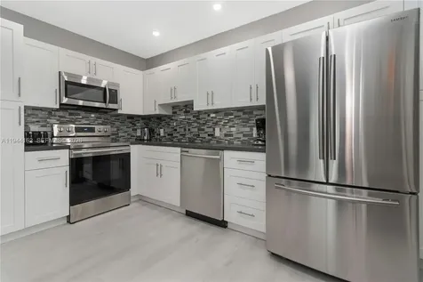 19370 Collins Avenue Sunny Isles Beach FL 33160