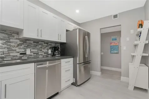 19370 Collins Avenue Sunny Isles Beach FL 33160