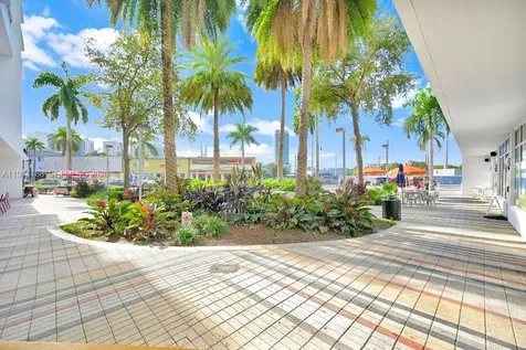 7135 Collins Avenue Miami Beach FL 33141
