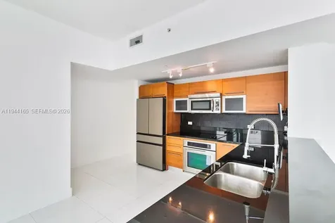 253 NE 2nd Street Miami FL 33132