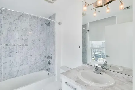 253 NE 2nd Street Miami FL 33132