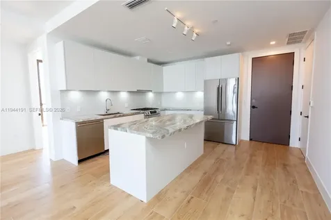 3034 Oak Avenue Coconut Grove FL 33133