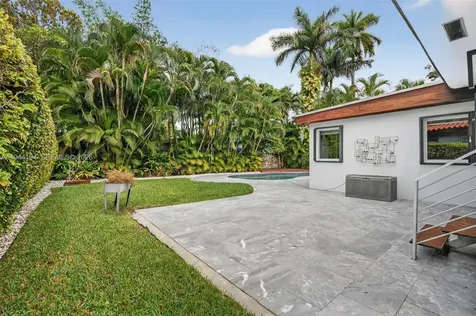 425 NE 114th Street Miami FL 33161