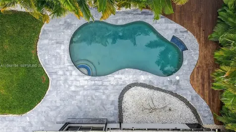 425 NE 114th Street Miami FL 33161