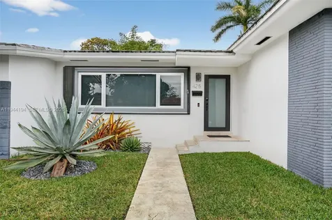 425 NE 114th Street Miami FL 33161