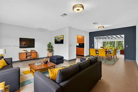 425 NE 114th Street Miami FL 33161