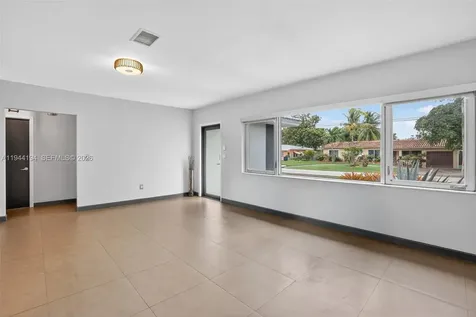 425 NE 114th Street Miami FL 33161