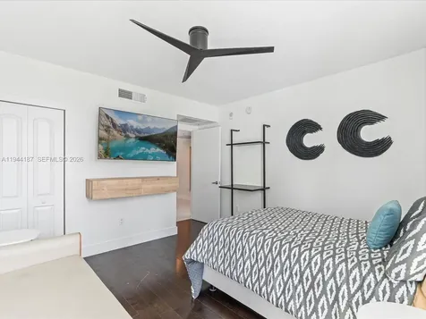 665 NE 25th Street Miami FL 33137
